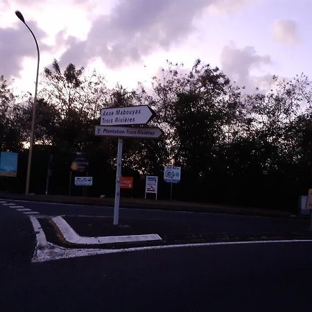Martinique Hostel Sainte-Luce Εξωτερικό φωτογραφία