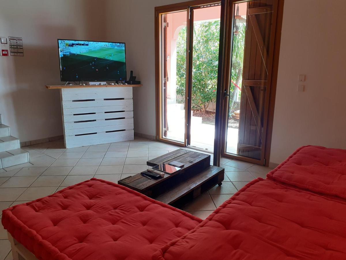 Martinique Hostel Sainte-Luce Εξωτερικό φωτογραφία